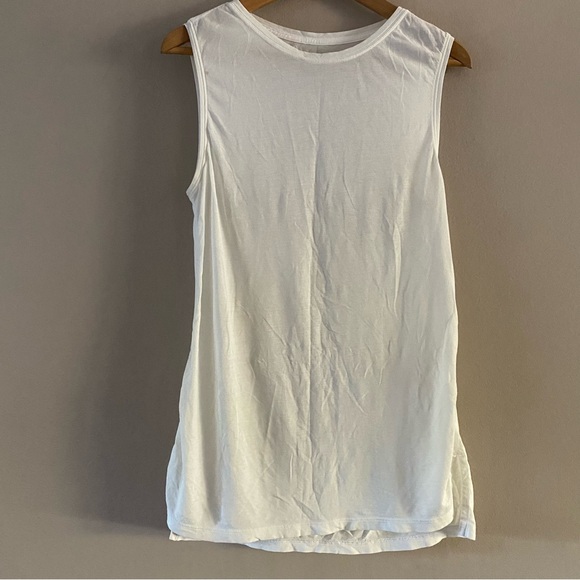 Lululemon Women’s Muscle Workout Tank Top Side Slits Activewear Athletic Sz. 8? - Picture 1 of 10
